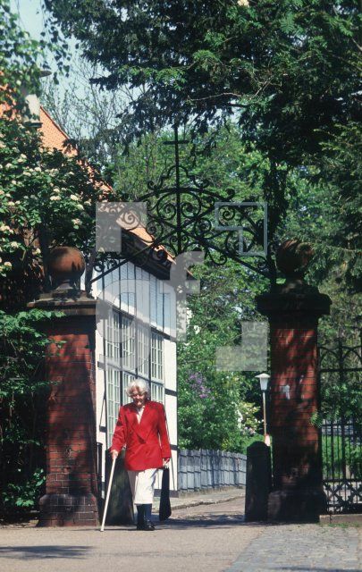 AA01_ZZ16_0700.jpg