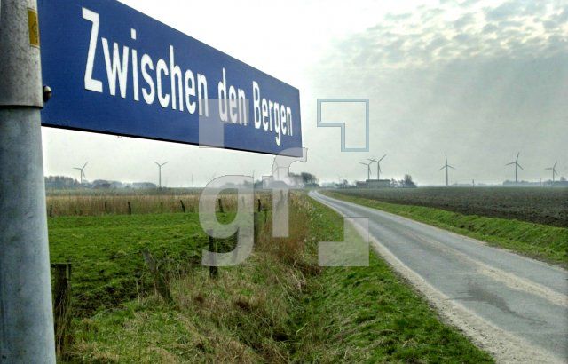 EE24_ZwischendenBergen_0122.jpg