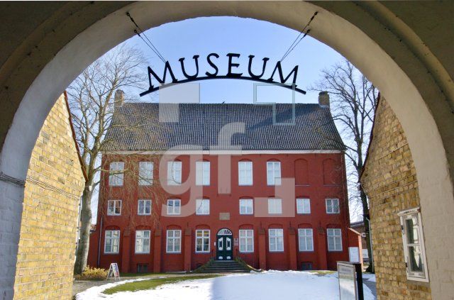 GE09_MuseumSL01_0106.jpg