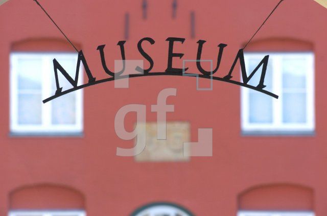GE09_MuseumSL02_0196.jpg