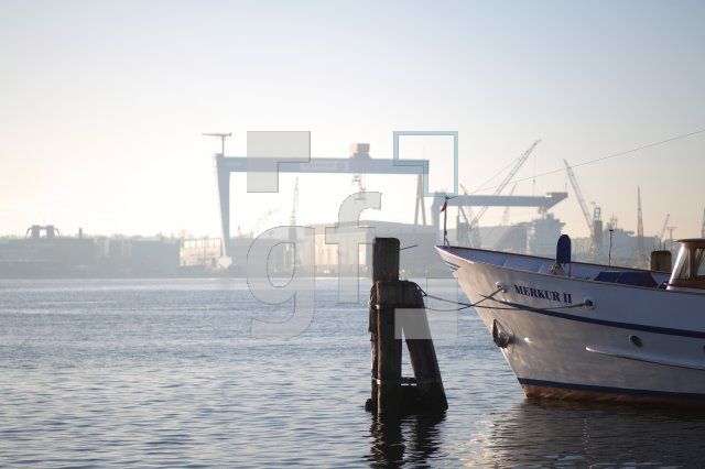 KC21_Hafen03_0114.JPG