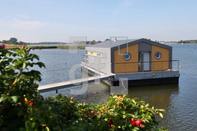 KJ19_Hausboot02_0177.JPG