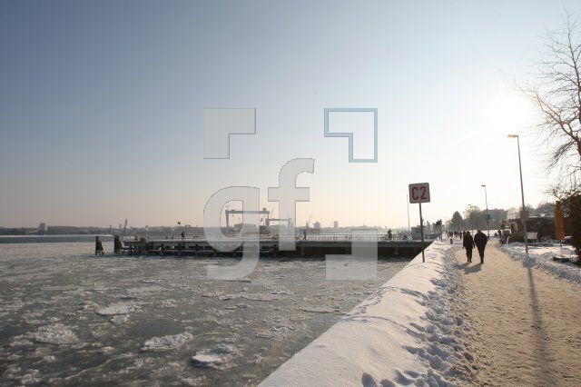 LD16_Hafen05_0171.JPG
