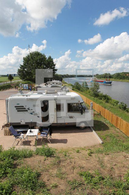 MH10_Camper07_0166.JPG