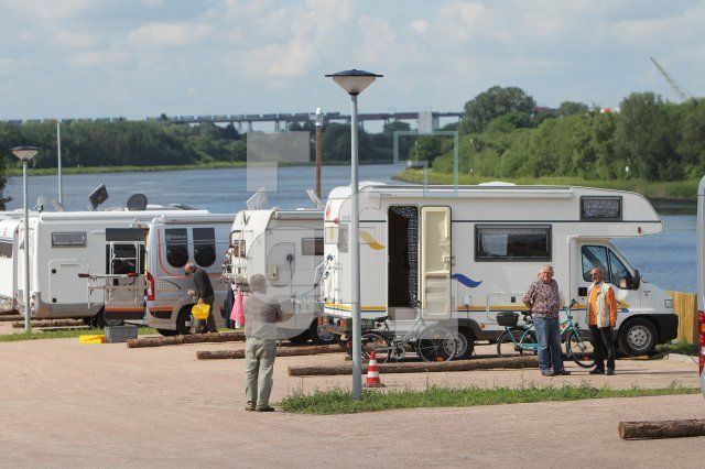 MH10_Camper15_0197.JPG