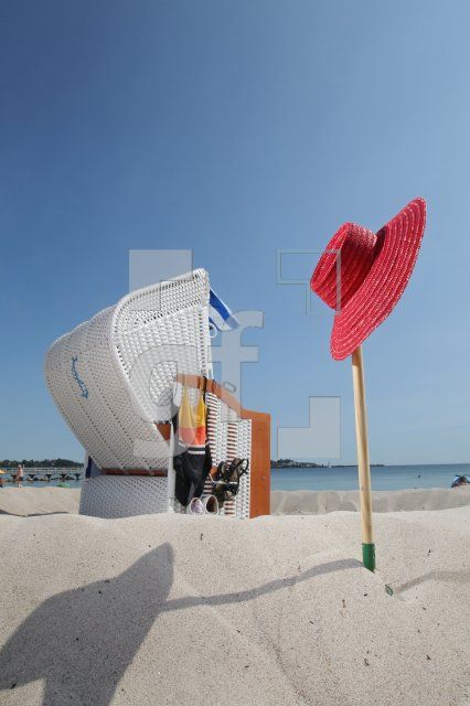 OI11_Strand03_0143.JPG