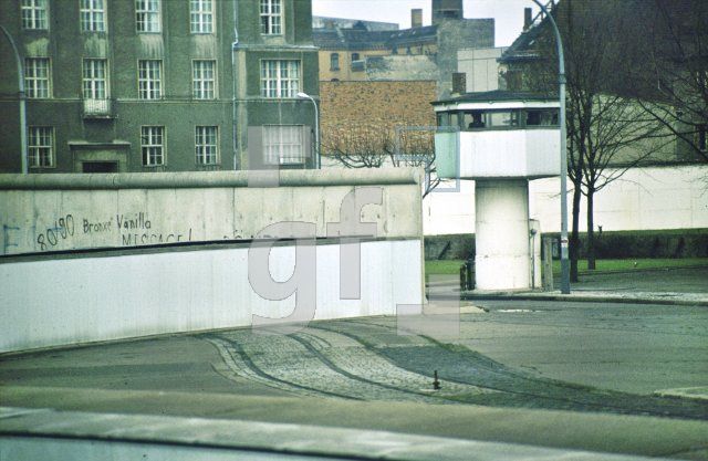 AA01_Berlin01_0700.jpg