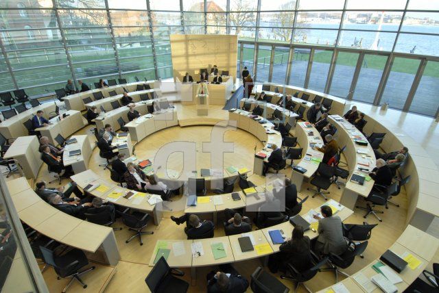 IC24_Landtag12_0145.JPG