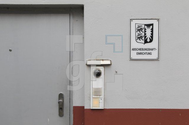 NH18_Abschiebung25_0141.JPG