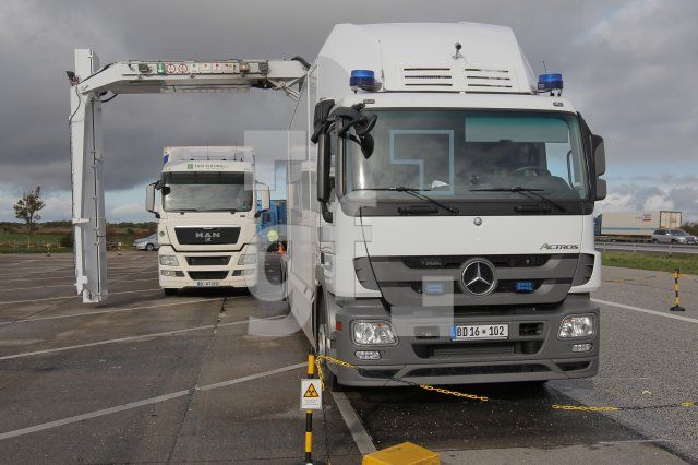 NL25_Zoll07_0132.JPG