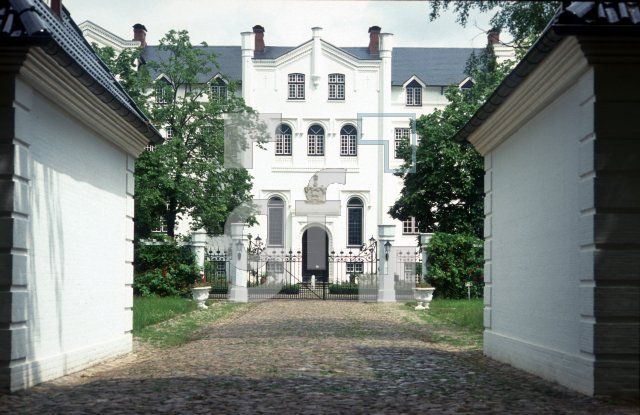 AA01_ZZ20_0700.jpg