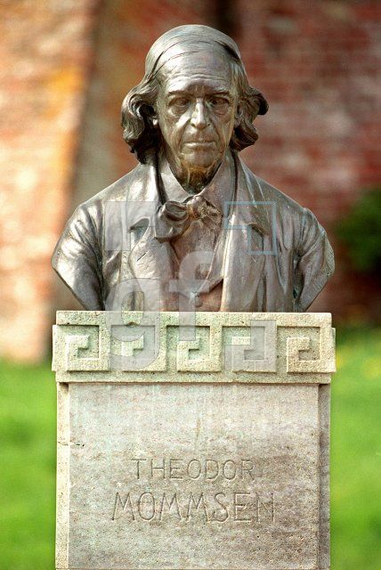 EG01_Mommsen7_0134.jpg