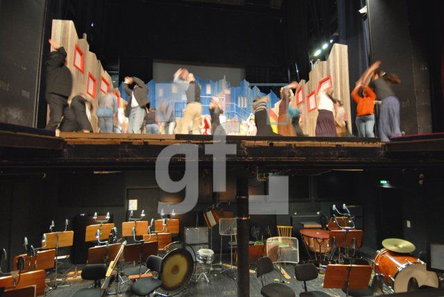 ID10_Theater02_0128.JPG