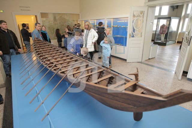JF05_Museum08_0126.JPG