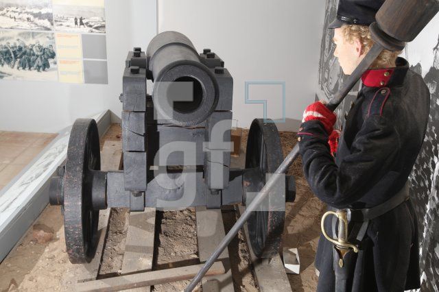 KH03_Kanone03_0147.JPG