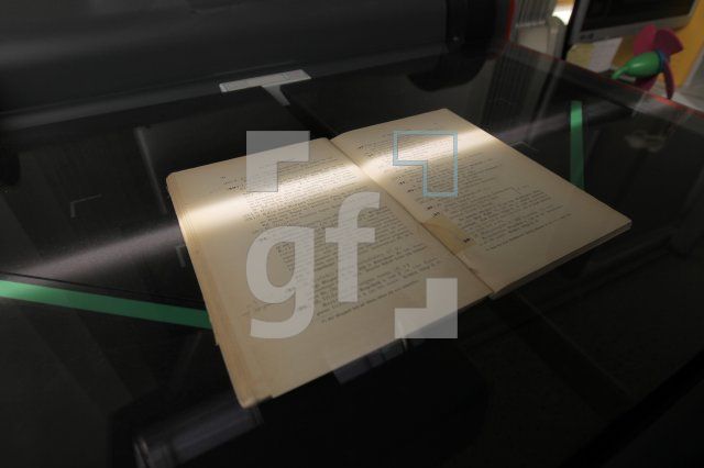 NK04_Bibli01_0189.JPG
