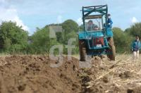 FJ28_OldtimerTraktor03_0102.jpg