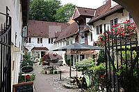 ZAH07_Rs_0141.JPG
