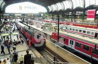 DI15_BahnhofHH02_01.jpg