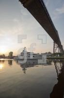 MK03_Yacht01_1300.jpg