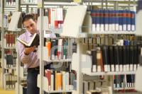 KN11_Bibliothek23_0145.JPG