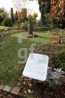 LL29_Fruehgebutenfriedhof03_0103.JPG