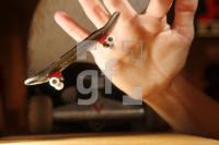 MI15_Fingerboard11_0112.JPG