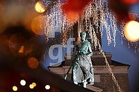 ZAN03_Hu_012165.JPG
