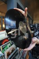 OL16_Vinyl05_0179.JPG