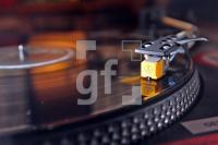 OL16_Vinyl08_0136.JPG