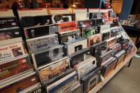 OL16_Vinyl12_0116.JPG